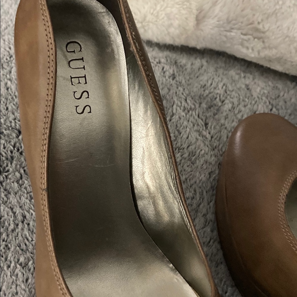 SOLD✅GUESS Platform Nude Heels - Picture 4 of 12